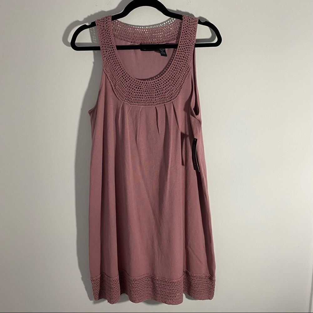 Context Women’s Sleeveless Scoop Neck Crochet Detail Mini Dress